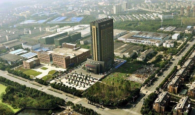 石家庄草莓视频在线观看污污厂房